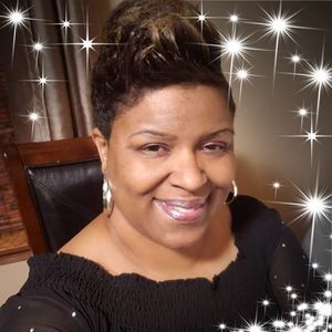 Meet your Posher, Lena